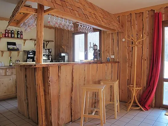 Le Chantelouve Les Bosses